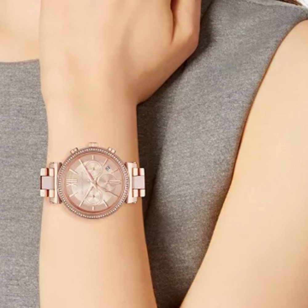 Michael Kors Chronograph Sofie rose gold 
Bracelet Watch